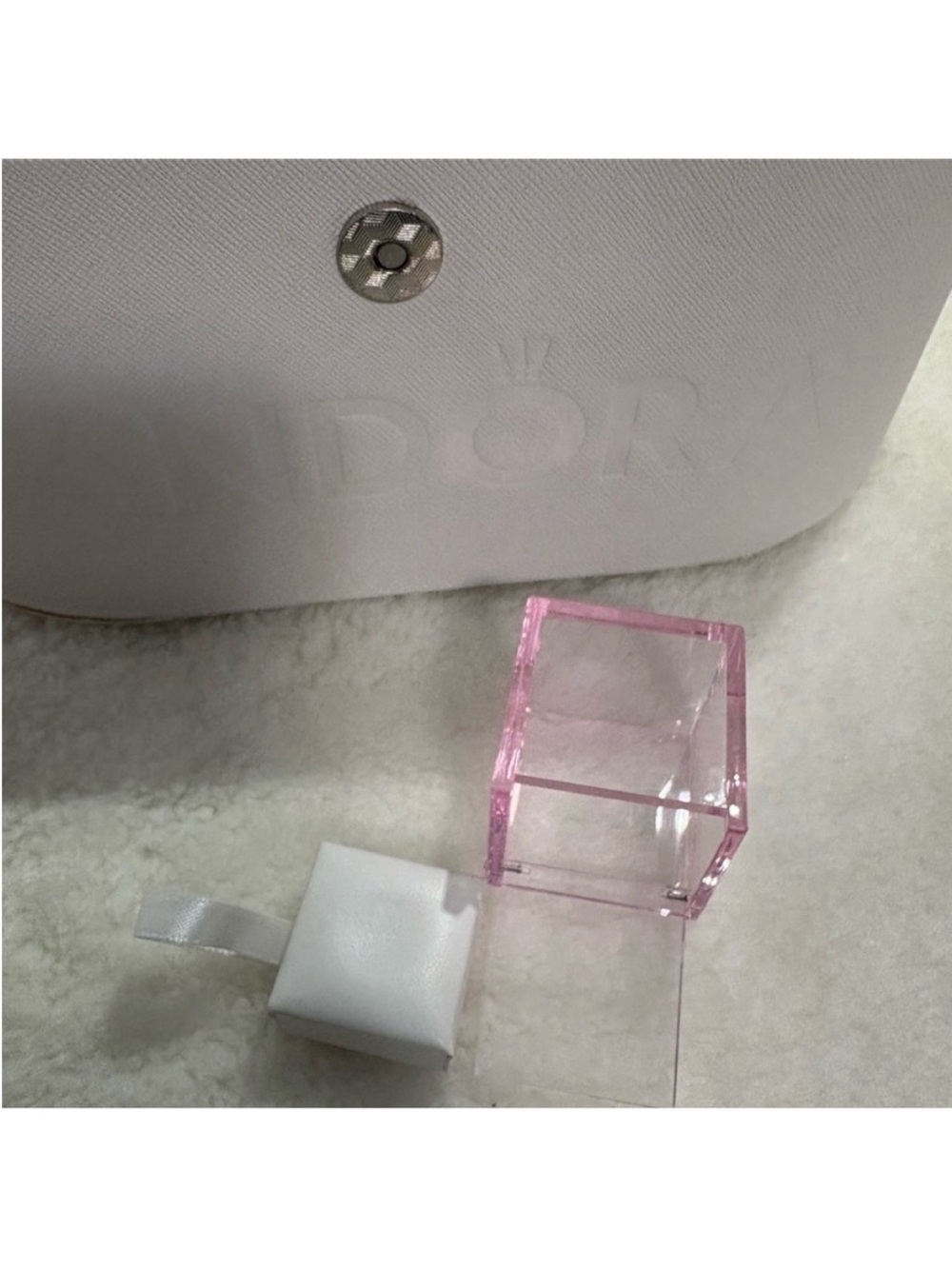 Pandora  three tiers Jewelry Organizer box with light and mirror - Picture 7 of 15